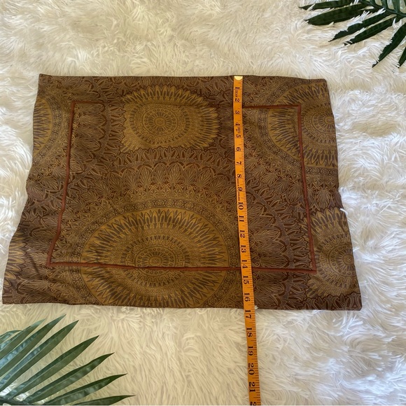 Peacock Alley Couture (2) Euro Shams and (1) Boudoir Sham Pillowcases - Picture 15 of 16